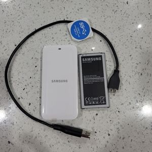 Samsung Battery and charger